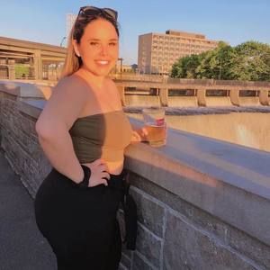 Meet your Posher, Mackenzie